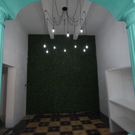 Merida 62 Hostel Ngoại thất bức ảnh