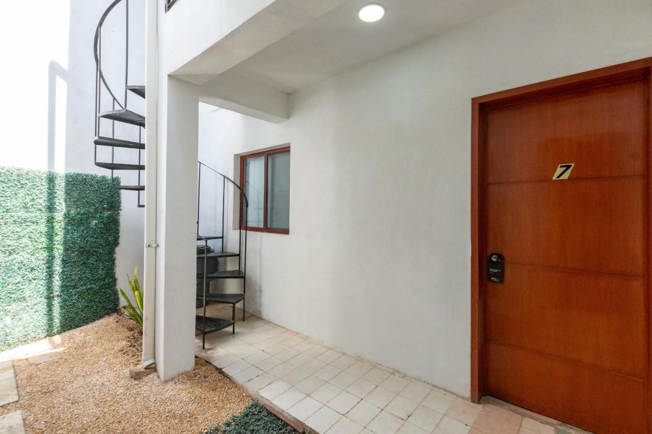 Merida 62 Hostel Ngoại thất bức ảnh