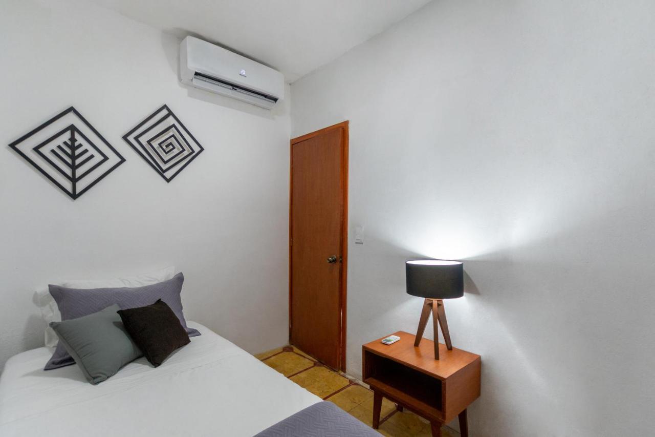 Merida 62 Hostel Ngoại thất bức ảnh