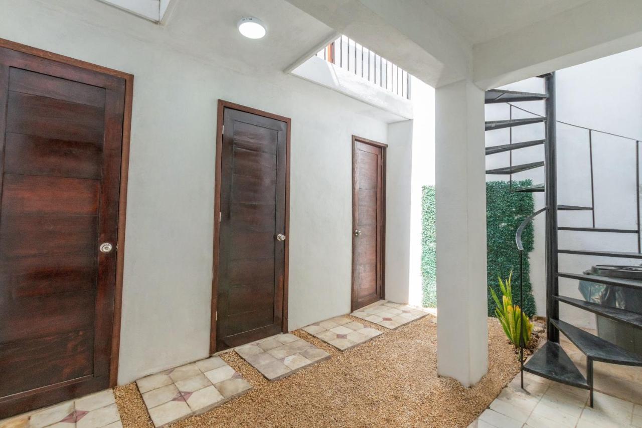 Merida 62 Hostel Ngoại thất bức ảnh