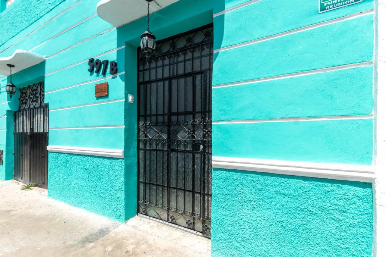 Merida 62 Hostel Ngoại thất bức ảnh