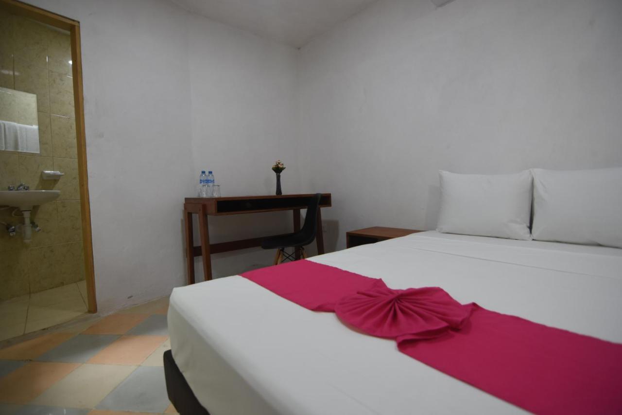 Merida 62 Hostel Ngoại thất bức ảnh
